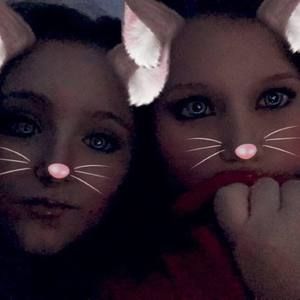 Meet your Posher, Caroline