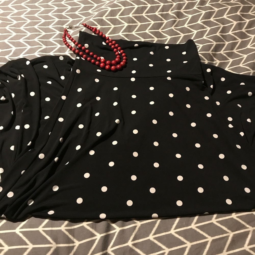 EUC Lularoe Maxi black & white polka dot slinky S