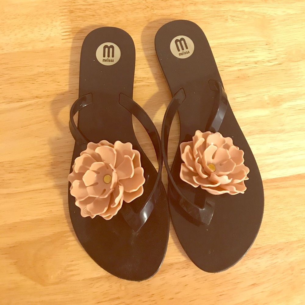 Adorable flip flops