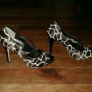 Giraffe Print, Peep Toed High Heel Nine West