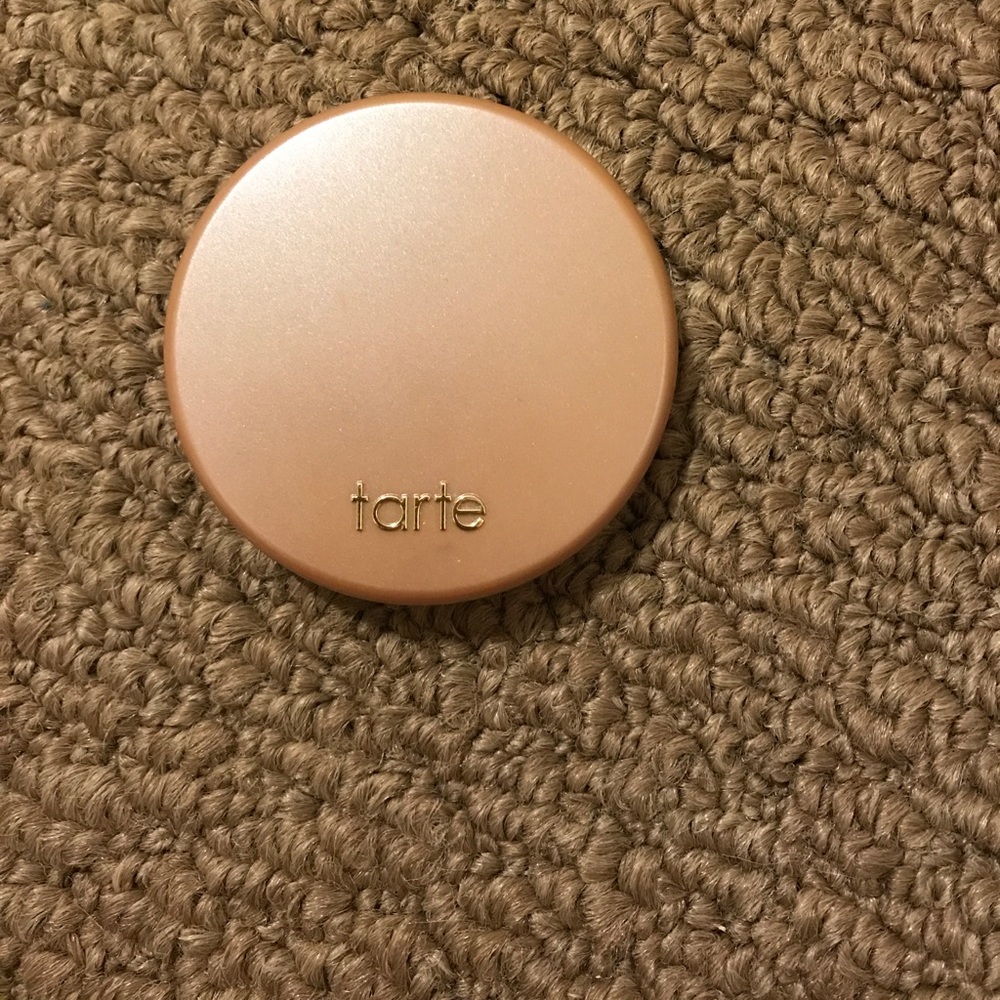 Tarte highlighter! Barely used!