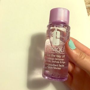 Make up remover