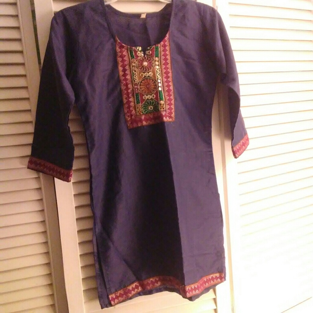 90% off Beautiful Indian kurta top!
