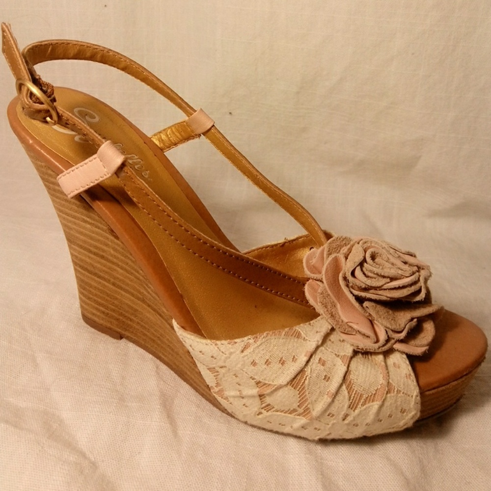 Seychelles slingback open toe floral wedges