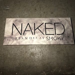 Brand new! Urban decay naked smoky pallet