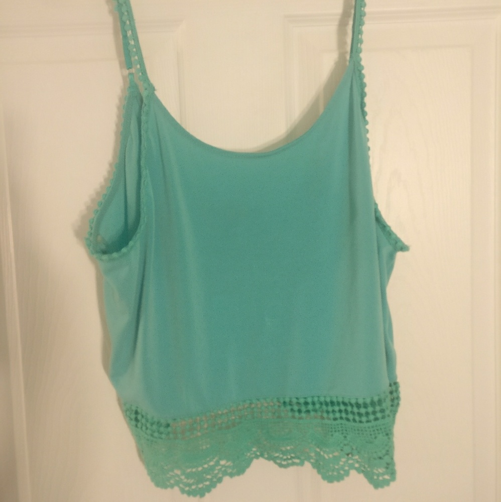 Aqua cropped tank