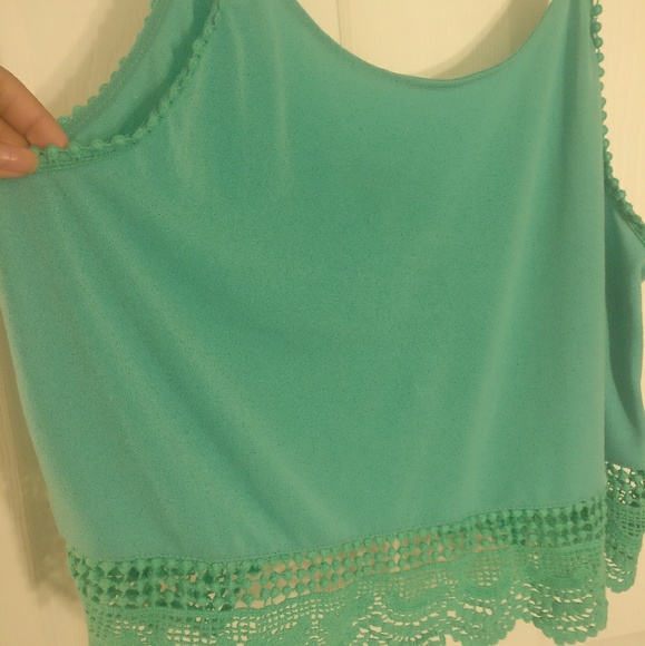 Aqua cropped tank - Picture 2 of 7