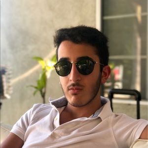 Meet your Posher, Robert