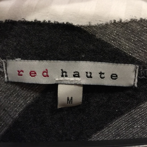 Red Haute Stunning Top, size M - Picture 3 of 3