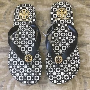 Tory Burch Flip Flops Sz 7