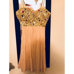 Dress • pink dress 👗