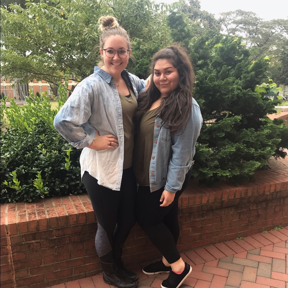 Meet your Posher, Alexis