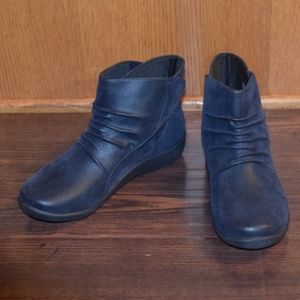 clarks sillian sway navy