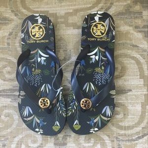 Tory Burch Flip Flops Sz 7