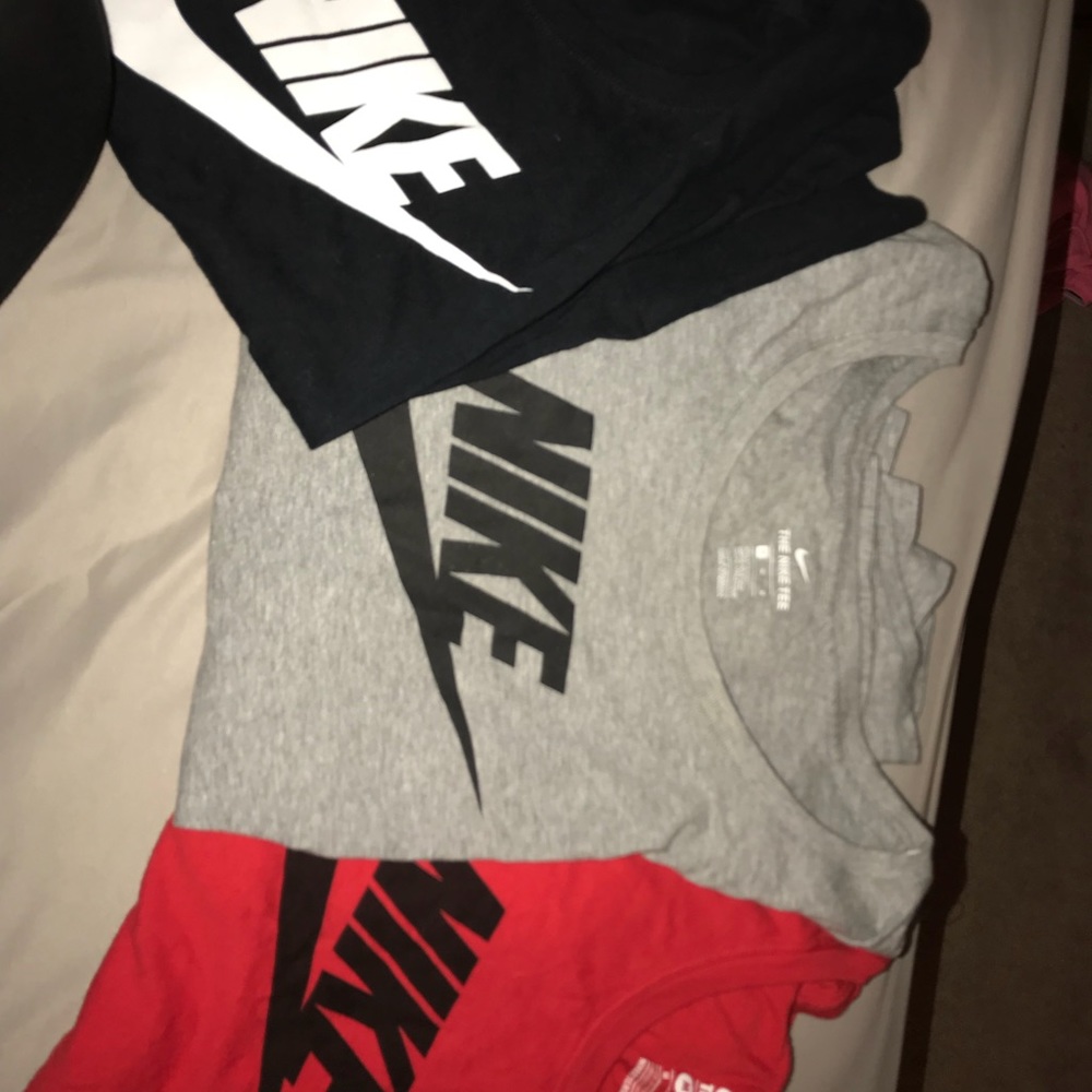 Nike tee bundle