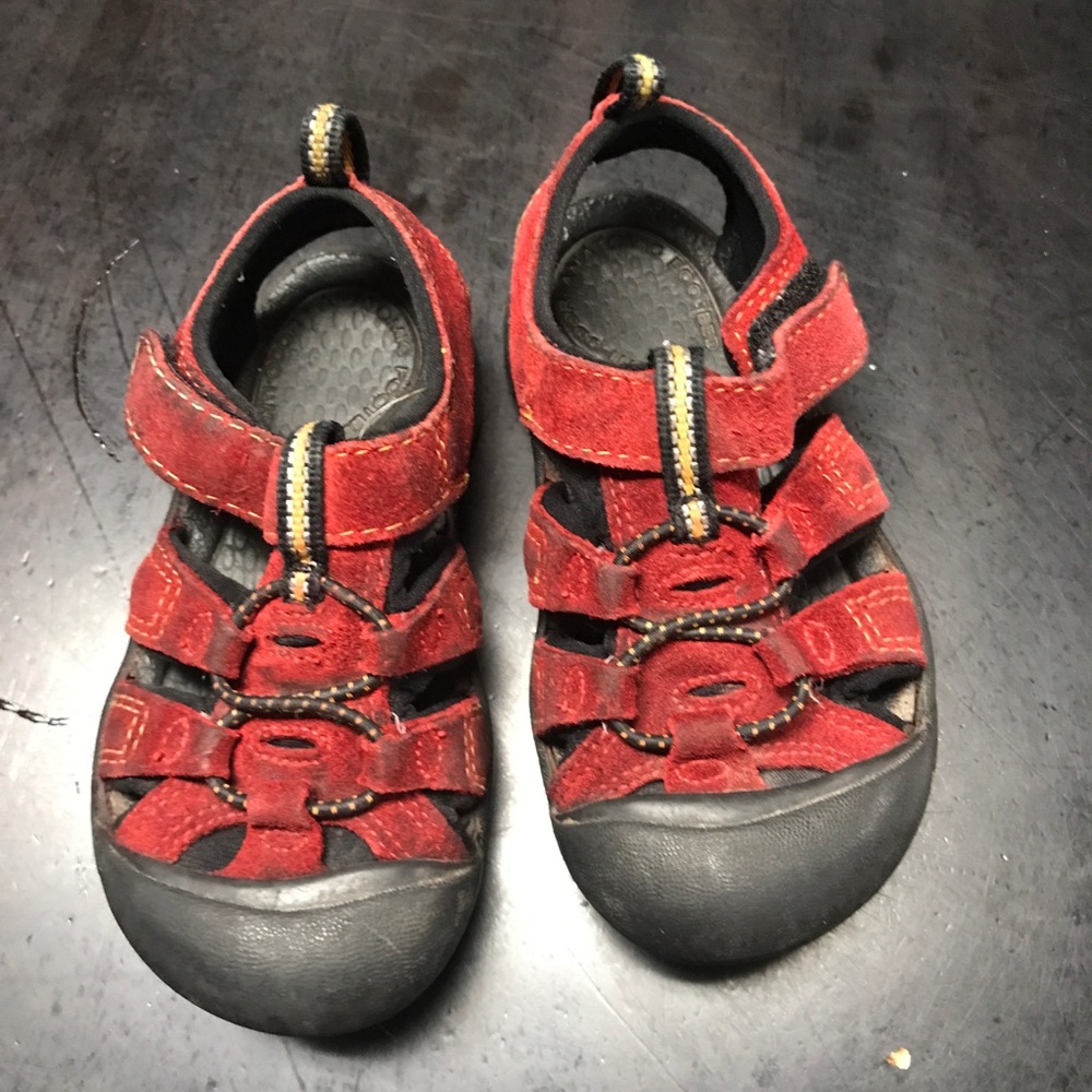 Keens Toddler 7