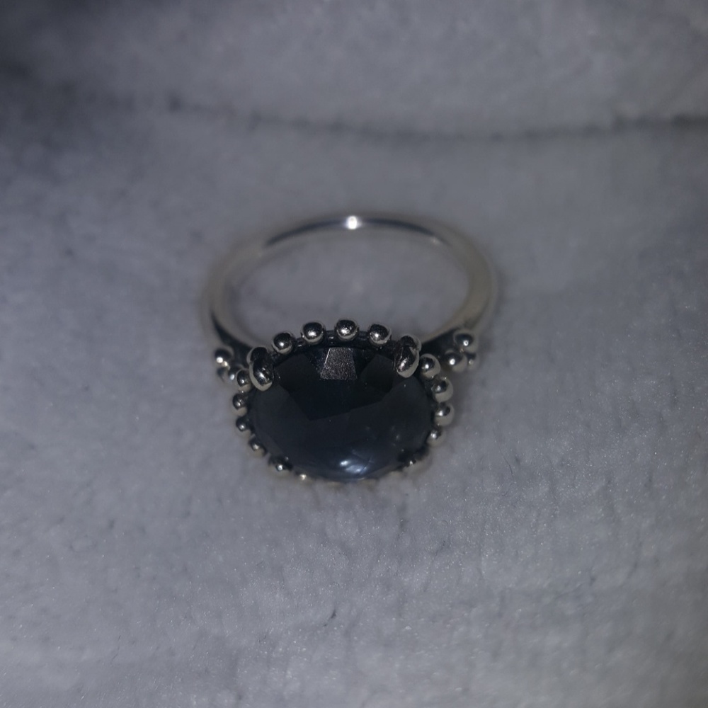 Pandora ring