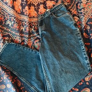 vintage Levi brand mom jeans