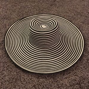 NWT Italian made floppy hat