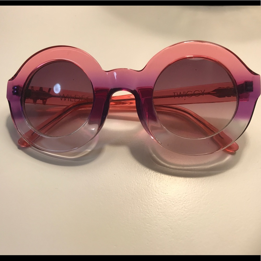 Wildfox twiggy sunglasses shades