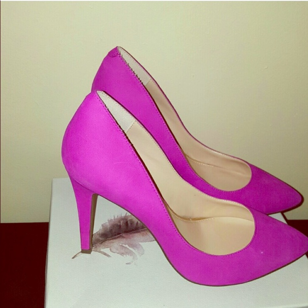 Fuchsia Jessica Simpson size 10 pumps