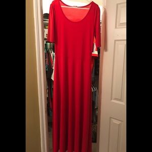 Gorgeous NWT True red XL Lularoe Ana