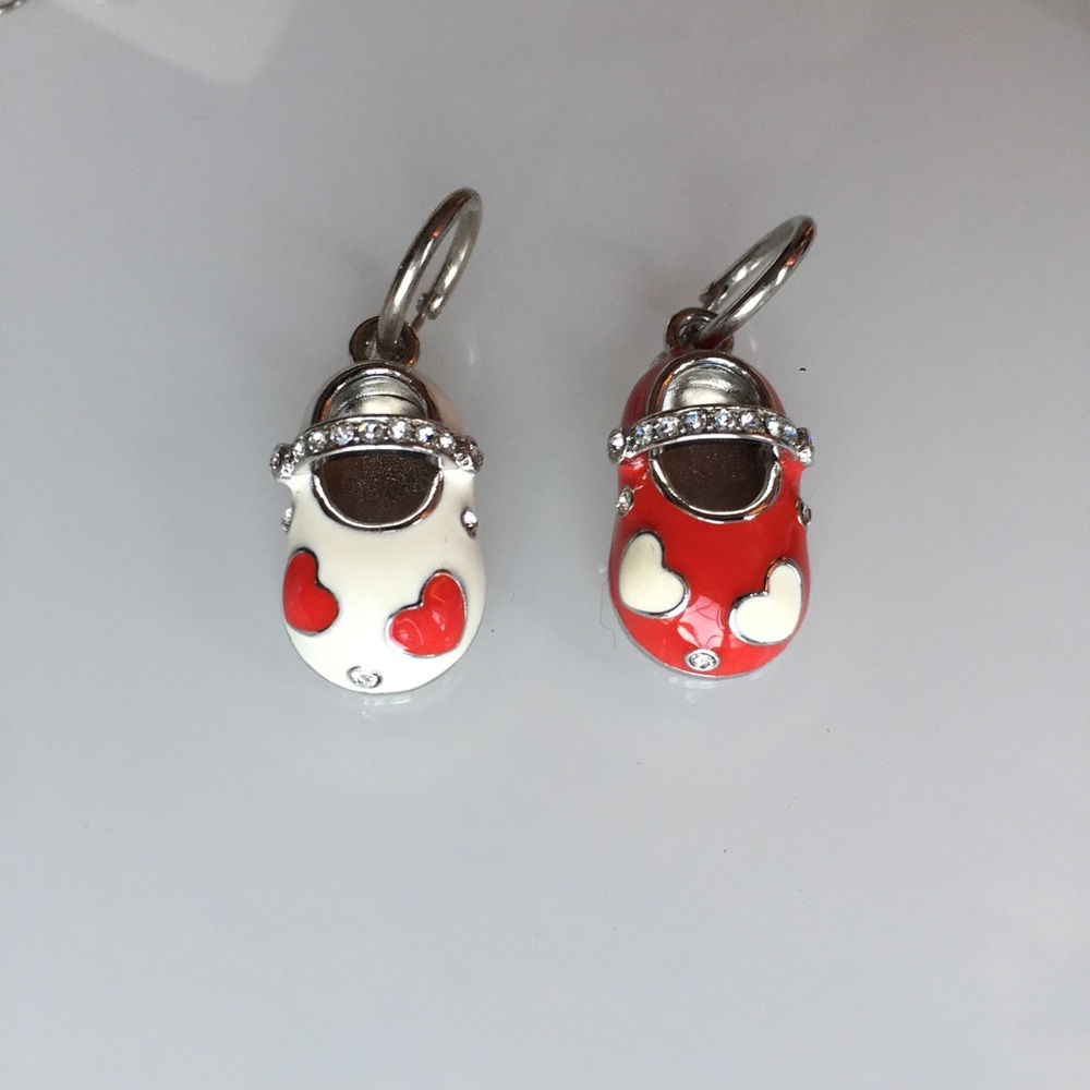 Cute heart shoe earrings
