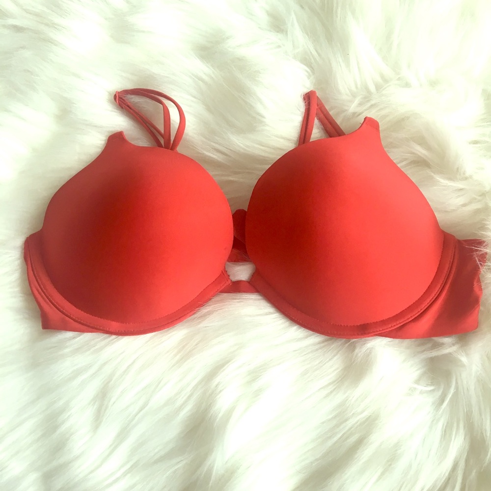 Victoria Secret's Push-up bra