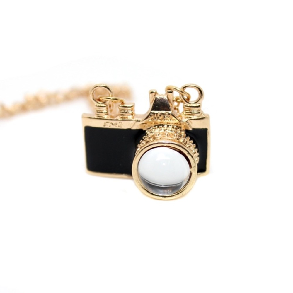 Black and gold camera necklace camera 🎥