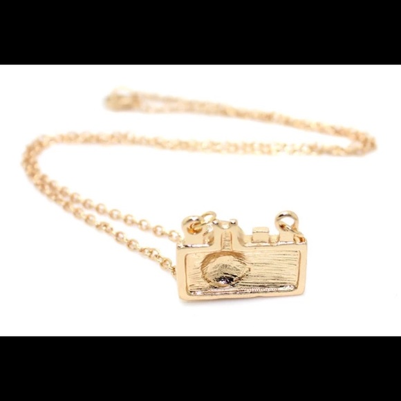 Black and gold camera necklace camera 🎥 - Picture 4 of 4