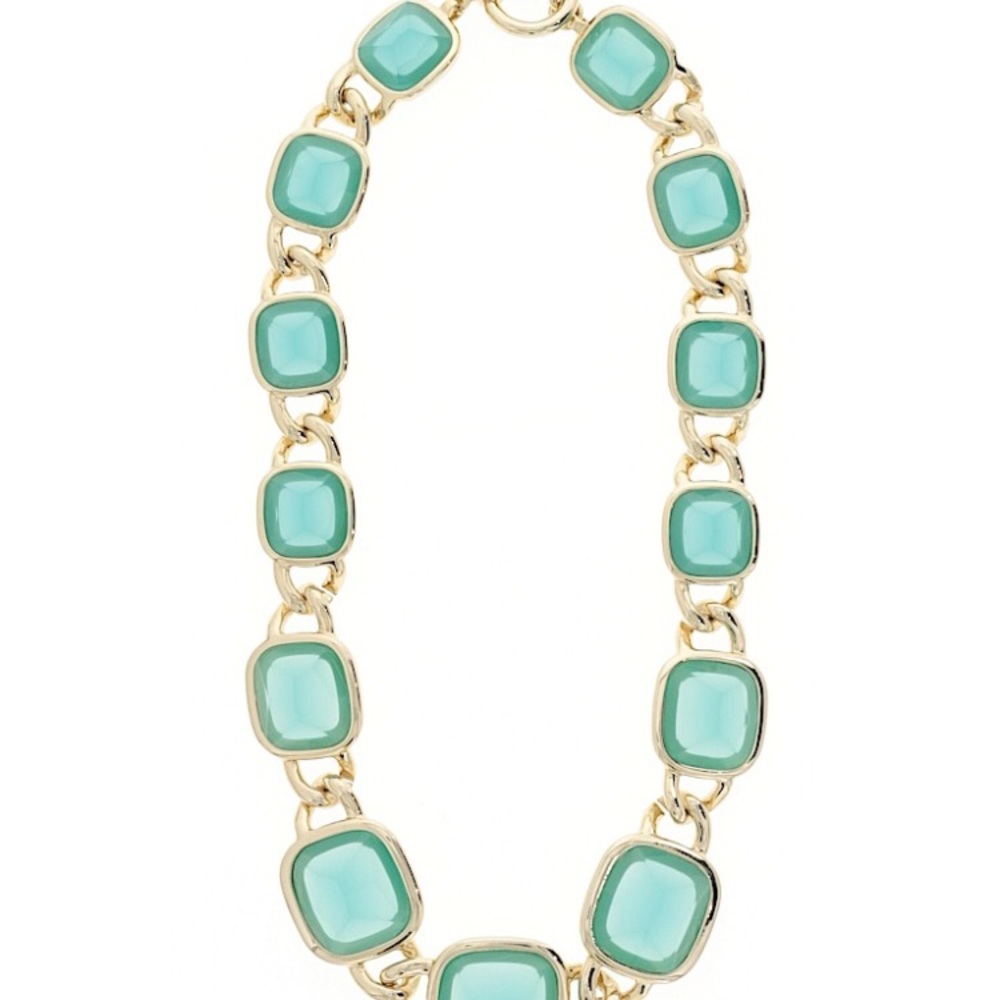 Turquoise necklace with gold chain