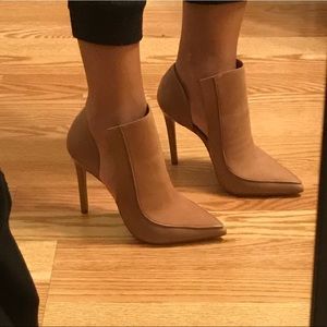 Stiletto bootie by Steve Madden-camel color