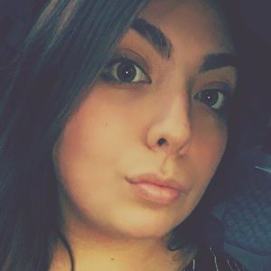 Meet your Posher, Kassandra