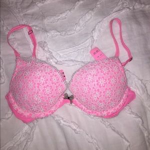Body by Victoria Secret Push-up Bra