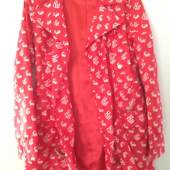 New Rocawear light Weight Jacket Red & White Logo - Picture 3 of 7