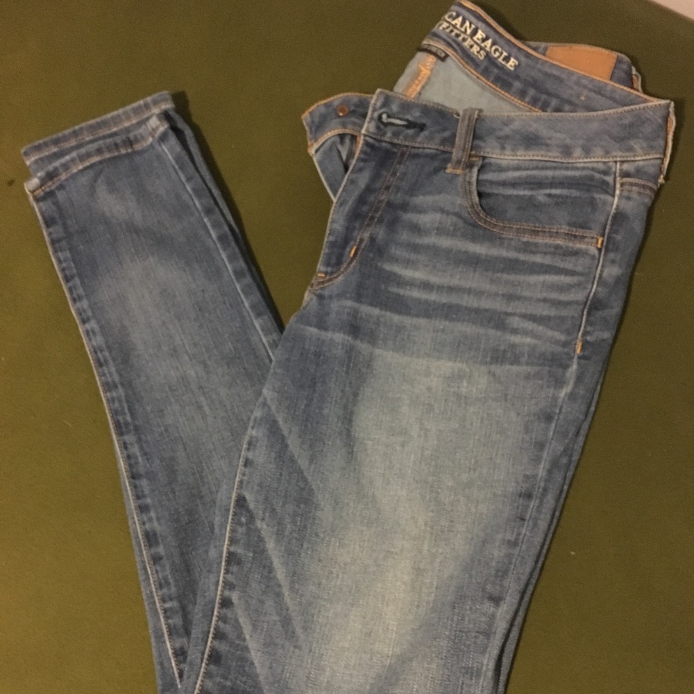 American Eagle Medium Wash Jegging