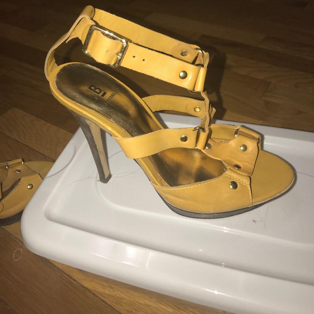 Gladiator heel