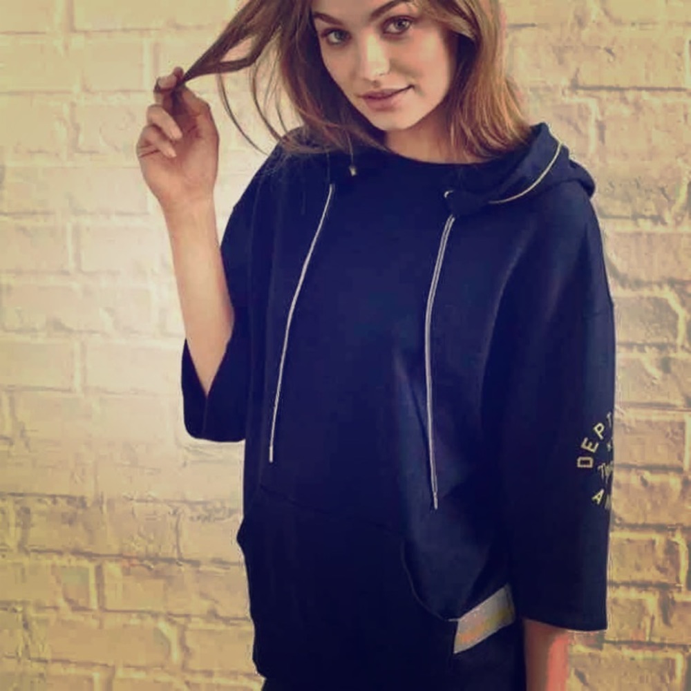 Nwot Victoria's Secret 3/4 Sleeve Hoodie XS