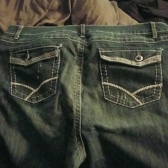 Denim capris - Picture 4 of 4