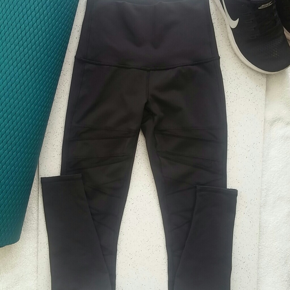 Wunder Under Pant Hi-Rise, Tech Mesh 31" Sz 4
