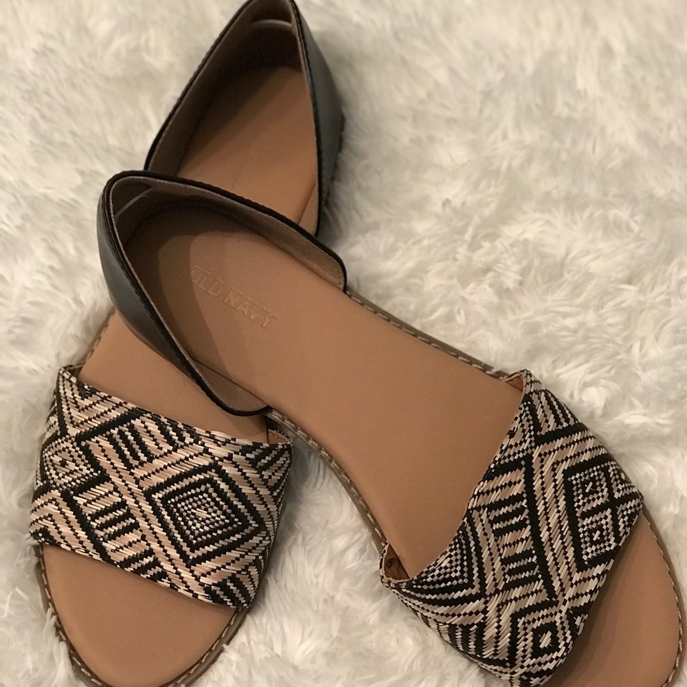 New open toe flats never worn