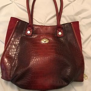 Nine west red purse