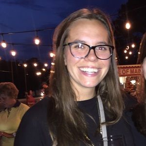 Meet your Posher, Julia