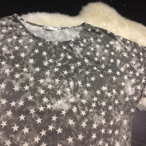 *FIRM! STARS TOP/BLOUSE - Picture 3 of 6