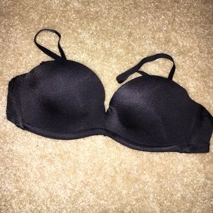 Upbra Black 32B