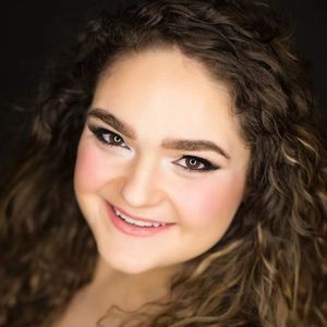 Meet your Posher, Kelley