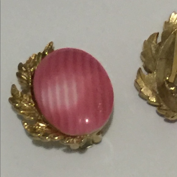 Vintage Pink Gold Clip Ons - Picture 5 of 7