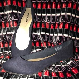 NWT Navy Faux Suede Flats