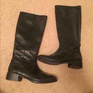 Donald J, Pliner Black Leather Boots