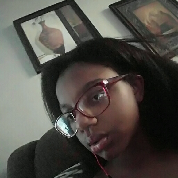 Meet your Posher, Shay - Picture 1 of 1